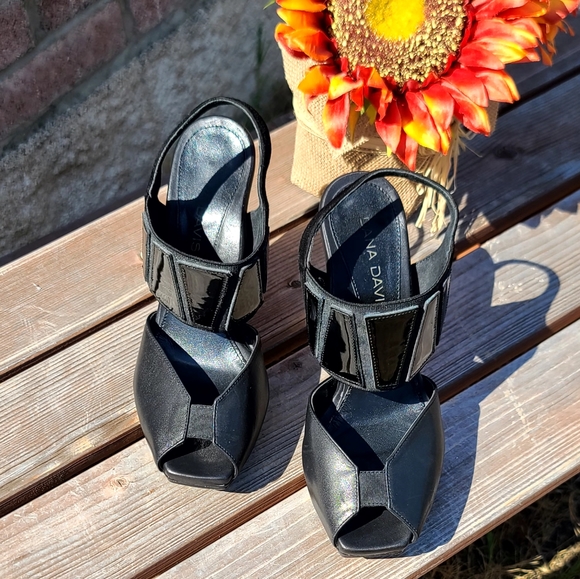 Dana Davis made in Italy black stilettos - Picture 7 of 7